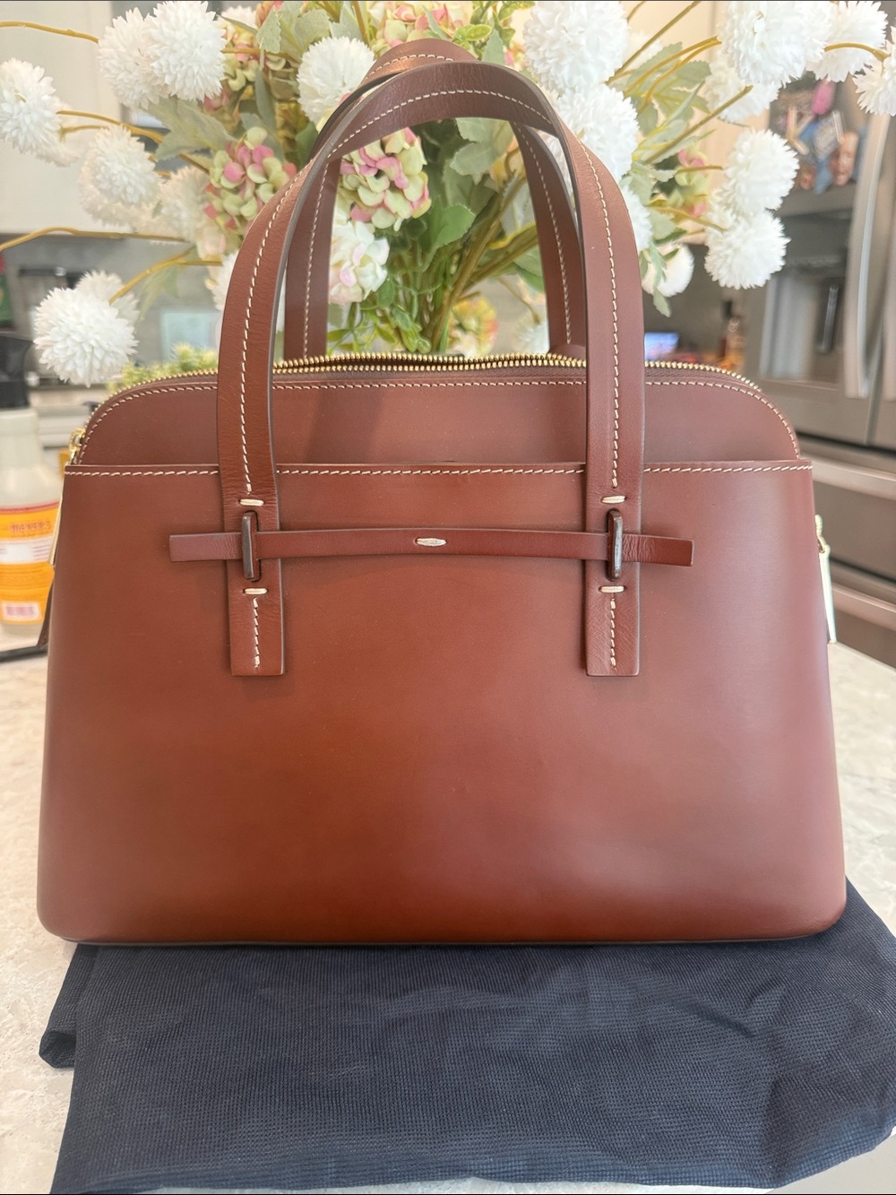 Dooney & Bourke Alto Emilia satchel - Picture 4 of 10